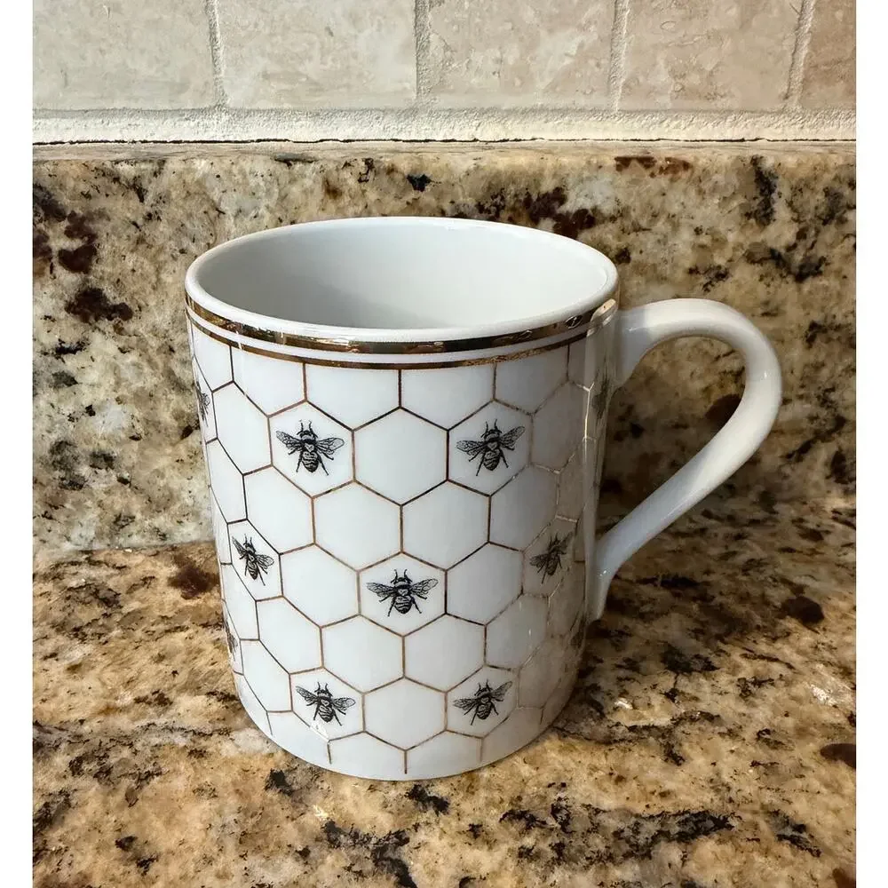 Williams Sonoma Honeycomb Mug